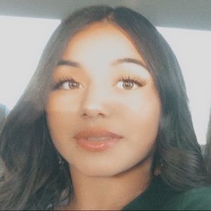 Meet your Posher, Priscilla